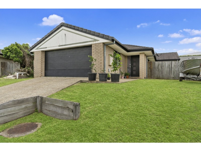 24 Grassdale Crescent, Morayfield QLD 4506