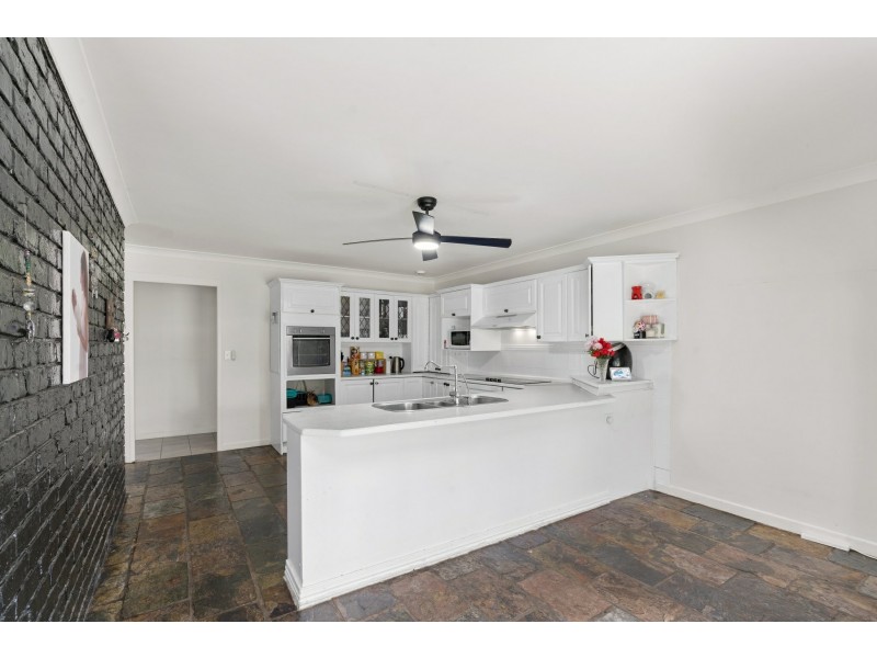 26 Ronald Court, Morayfield QLD 4506