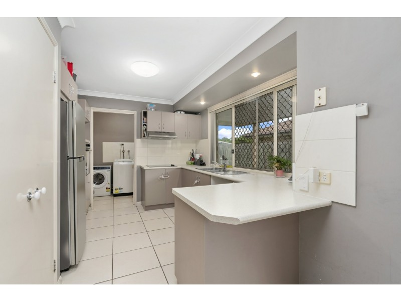 81-83 Fernbrook Drive, Morayfield QLD 4506