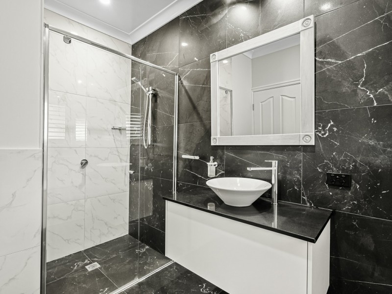 8-16 Braces Place, Caboolture QLD 4510