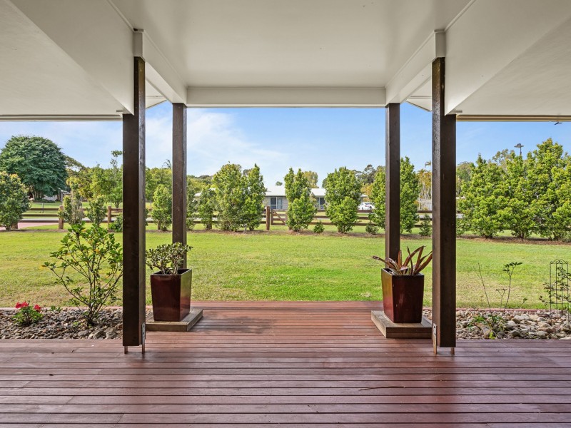 8-16 Braces Place, Caboolture QLD 4510