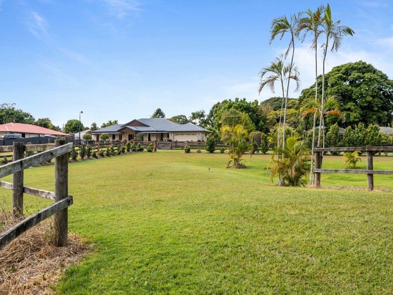 8-16 Braces Place, Caboolture QLD 4510