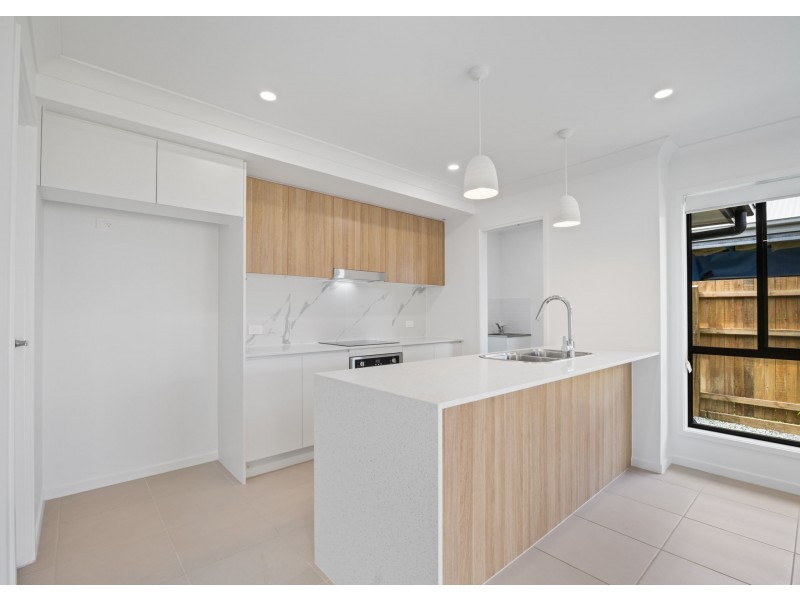 17 Amaroo Street, Morayfield QLD 4506