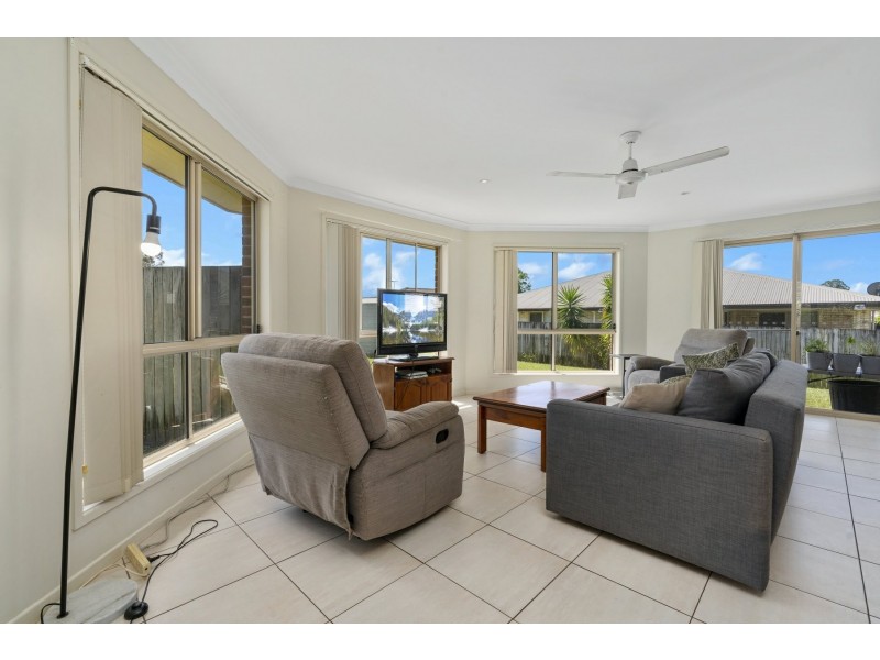 17 Fenton Court, Caboolture QLD 4510