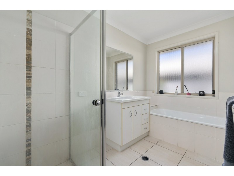 17 Fenton Court, Caboolture QLD 4510