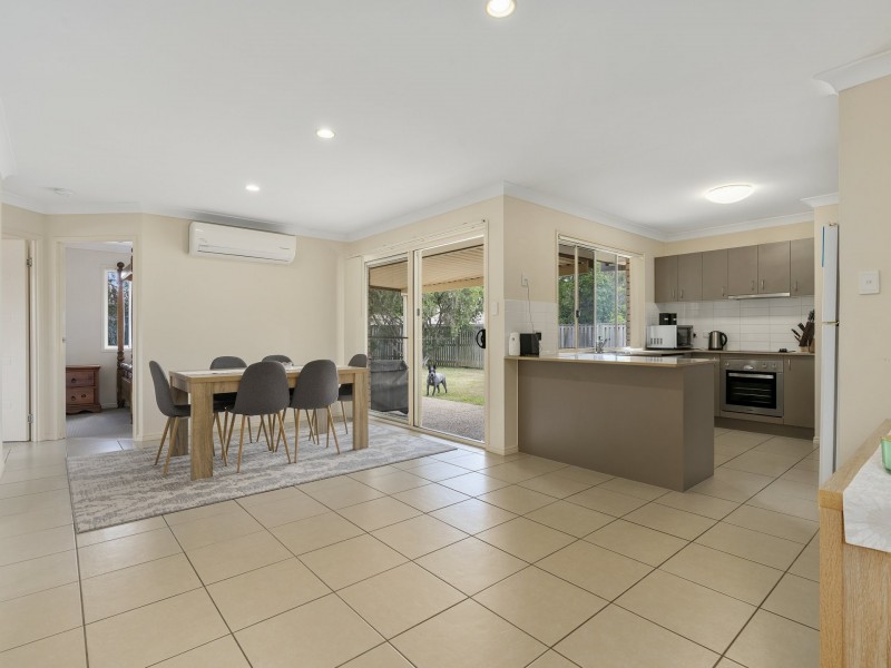 9 Dear Place, Bellmere QLD 4510