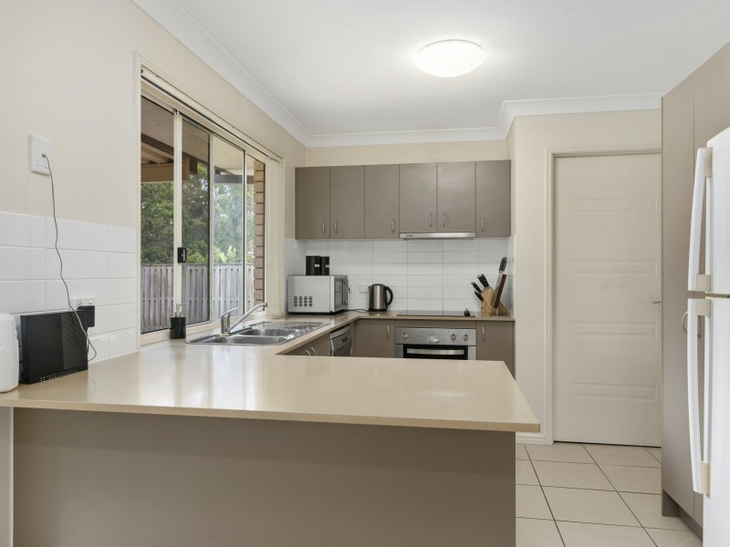9 Dear Place, Bellmere QLD 4510