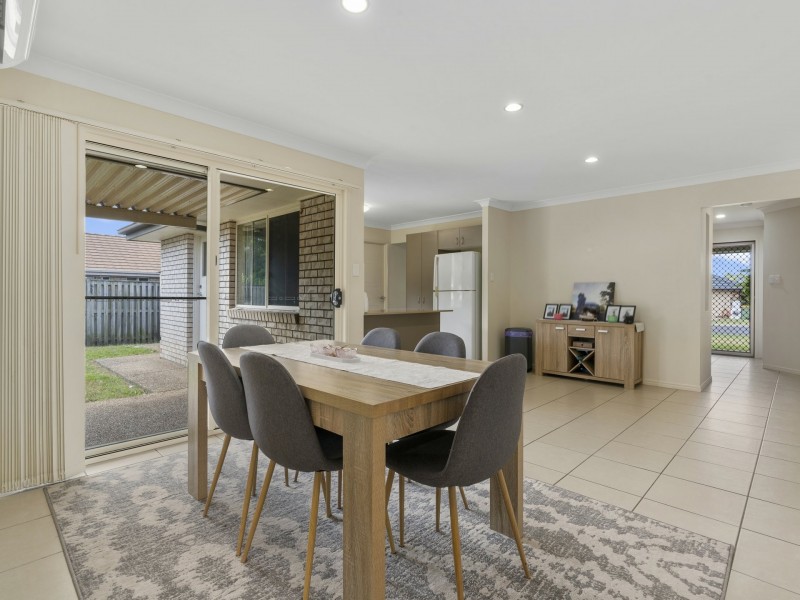 9 Dear Place, Bellmere QLD 4510