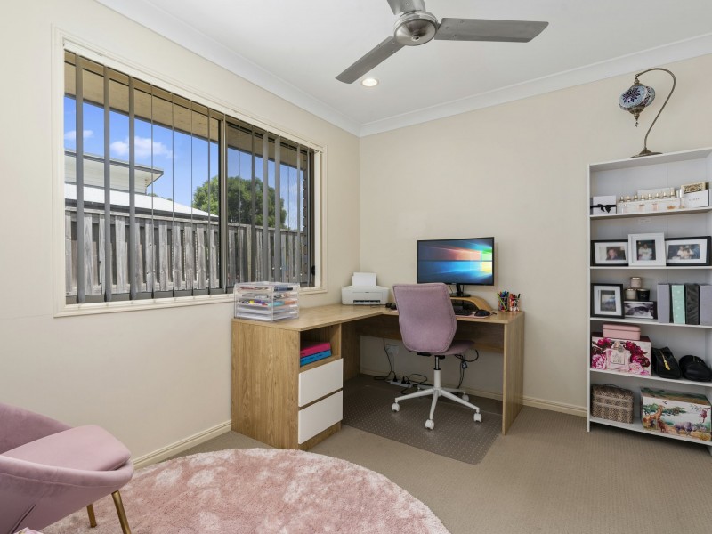 9 Dear Place, Bellmere QLD 4510