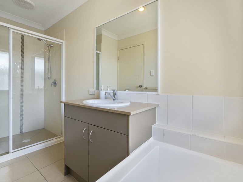 9 Dear Place, Bellmere QLD 4510