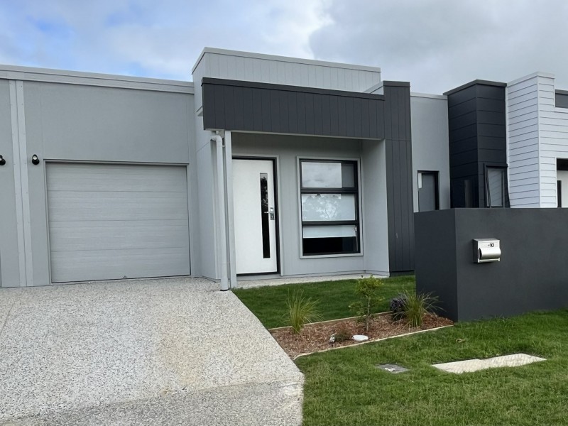 10 Breeze Street, Morayfield QLD 4506