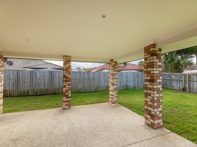 18 Treefrog street, Ningi QLD 4511