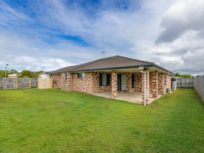 18 Treefrog street, Ningi QLD 4511
