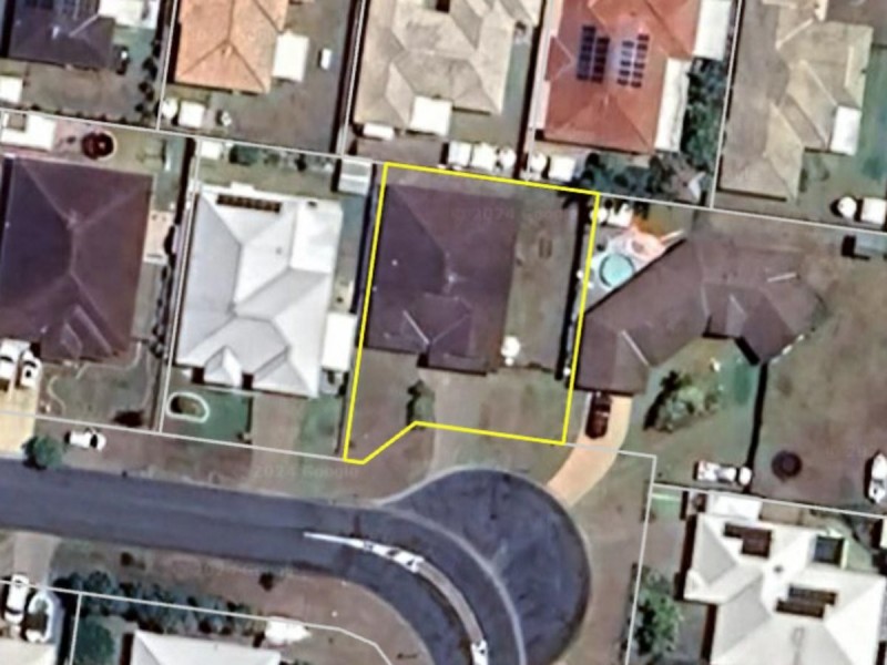 18 Treefrog street, Ningi QLD 4511