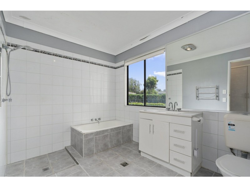 4 Investigator Drive, Caboolture South QLD 4510