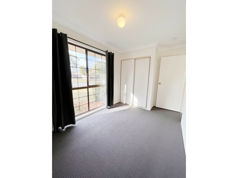 4 Cook Avenue, Caboolture South QLD 4510