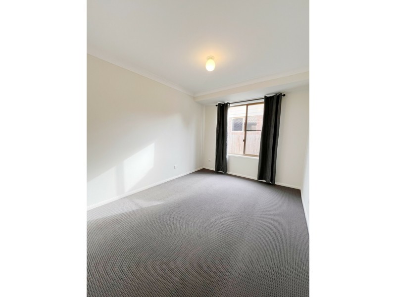 4 Cook Avenue, Caboolture South QLD 4510