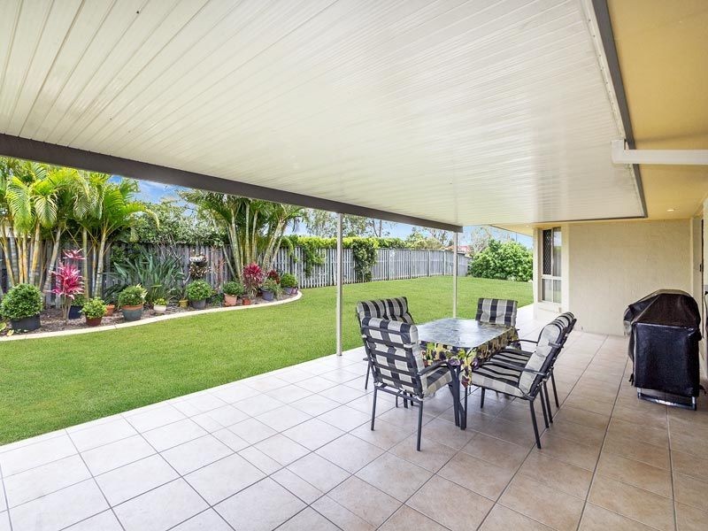 6 Lightwood Place, Narangba QLD 4504