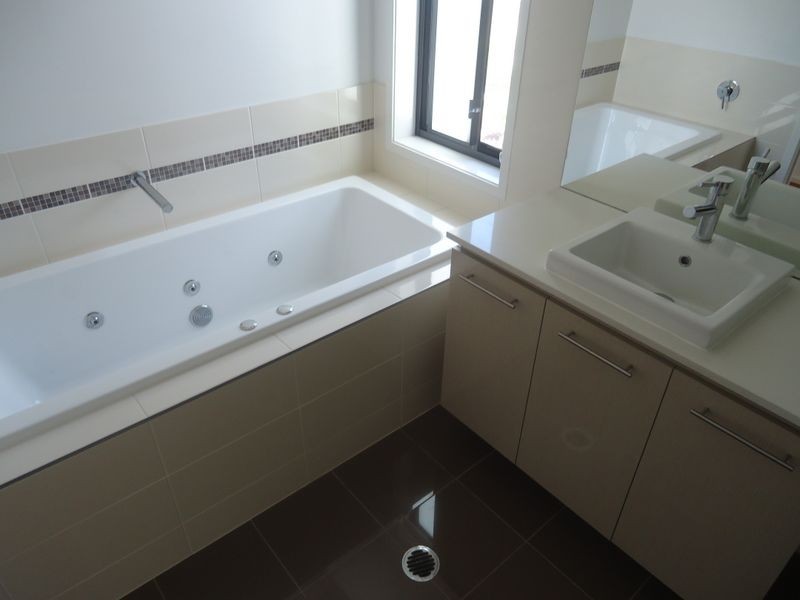 30 Lloyd Street, Caboolture QLD 4510