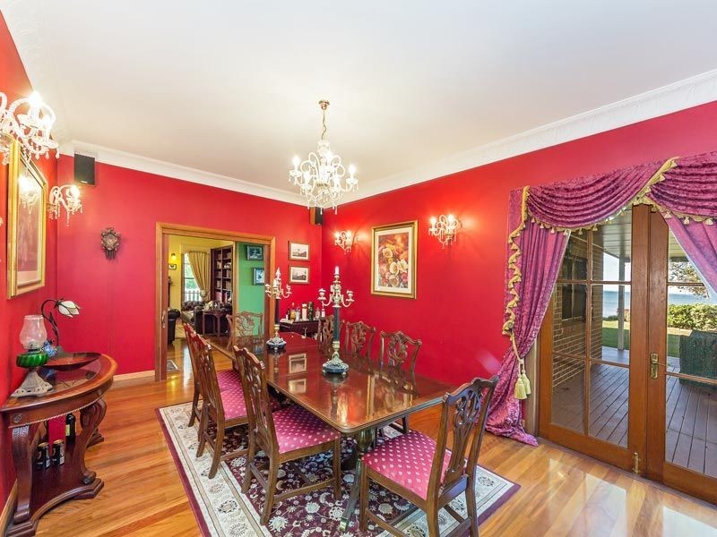 33 Coronation Avenue, Beachmere QLD 4510