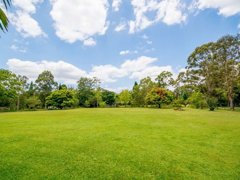 151 Smiths Road, Caboolture QLD 4510