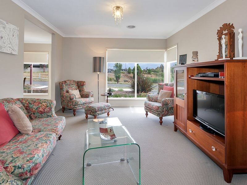 1 Carnaby Way, Ballarat VIC 3350