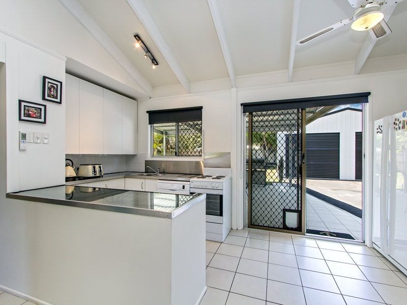 20 Coochin Hills Drive, Beerwah QLD 4519