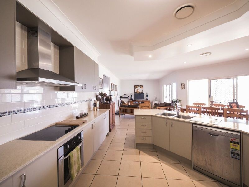 17 Central Lakes Drive, Caboolture QLD 4510