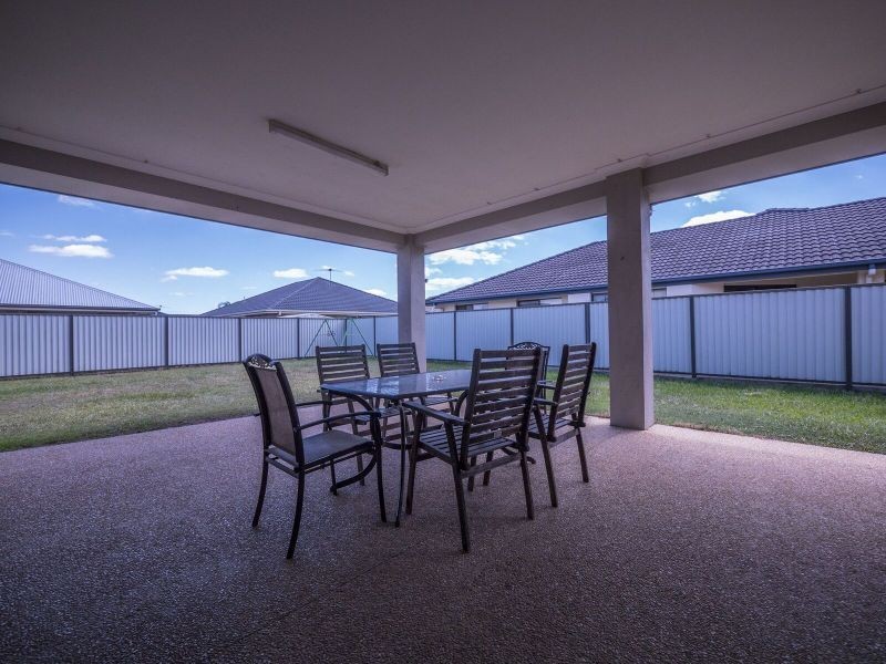 17 Central Lakes Drive, Caboolture QLD 4510