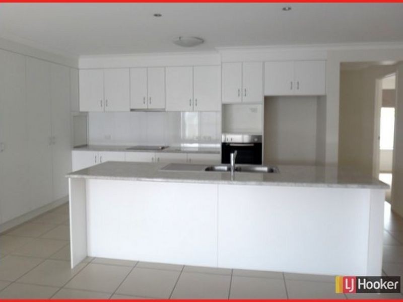 4 Midden Court, Ningi QLD 4511