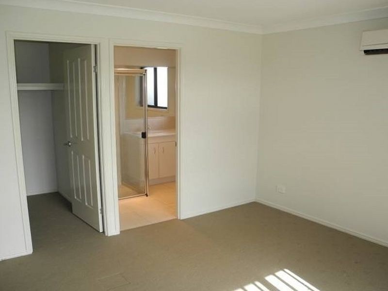 17 Gecko Place, Ningi QLD 4511