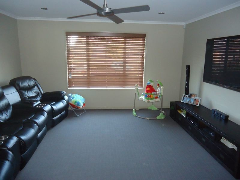 1 Gregor Road, Upper Caboolture QLD 4510