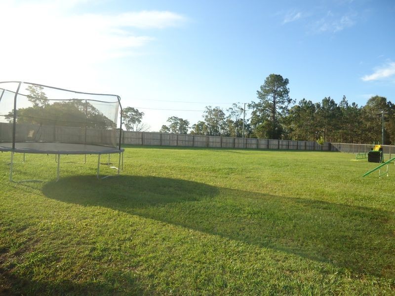 1 Gregor Road, Upper Caboolture QLD 4510
