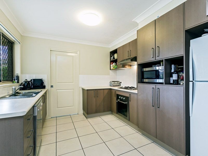 7 Radiata Court, Morayfield QLD 4506