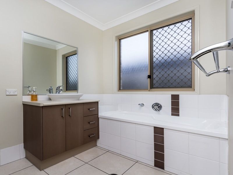7 Radiata Court, Morayfield QLD 4506