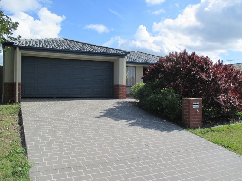 5 Almond Way, Bellmere QLD 4510