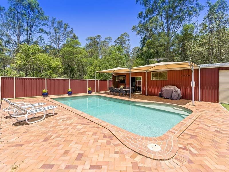 101 Collins Street, Moorina QLD 4506