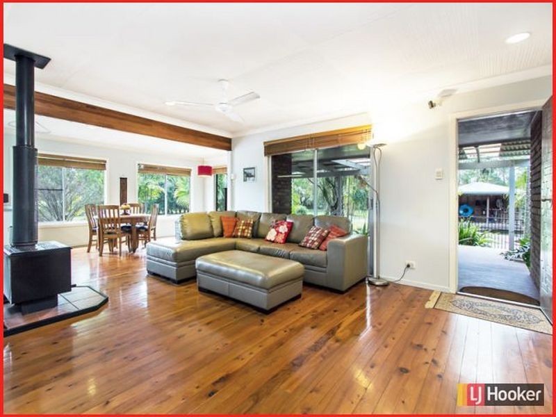 15 Behrens Road, Bellmere QLD 4510