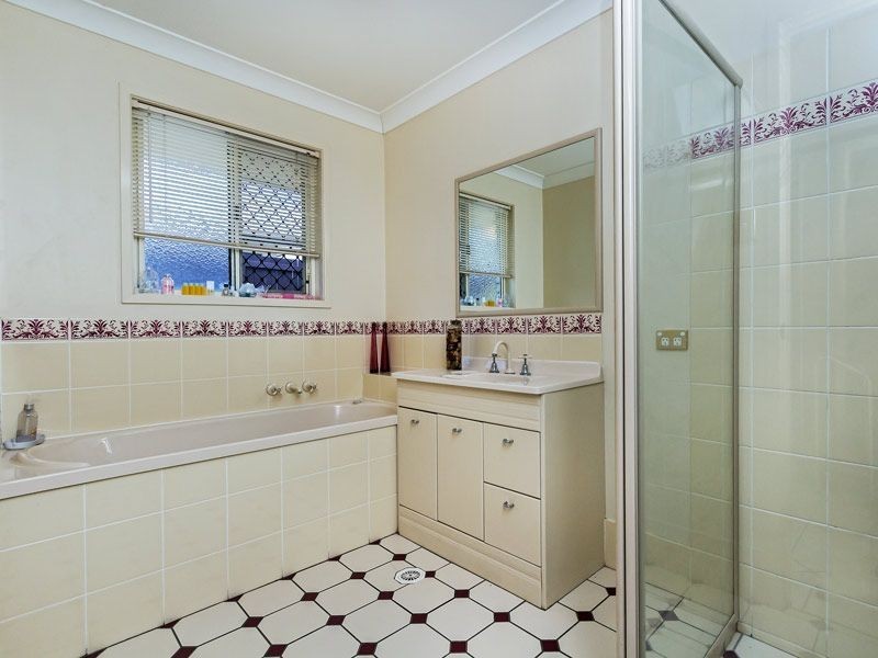 19 Pine Valley Drive, Joyner QLD 4500