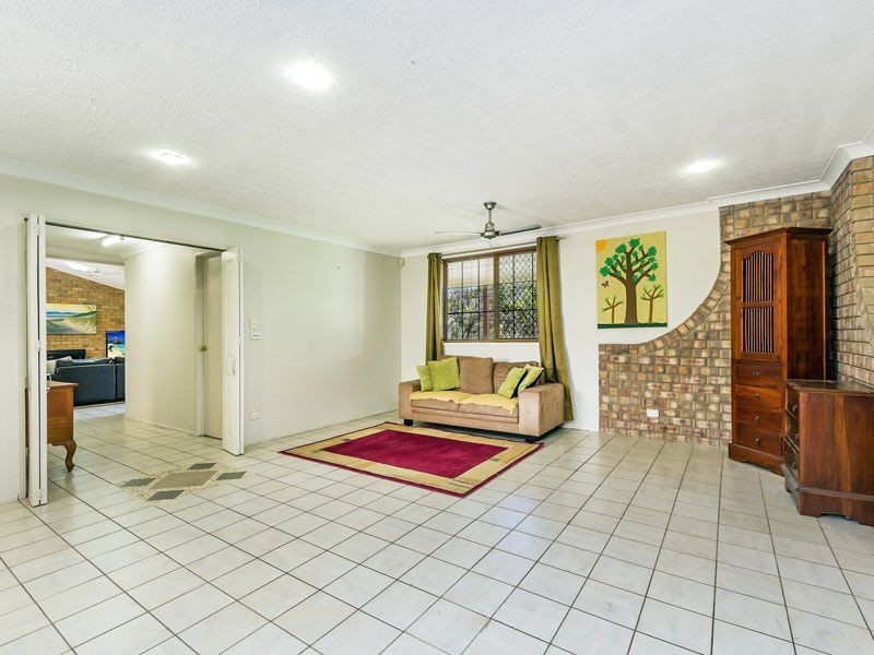 37 Hoad Street, Morayfield QLD 4506