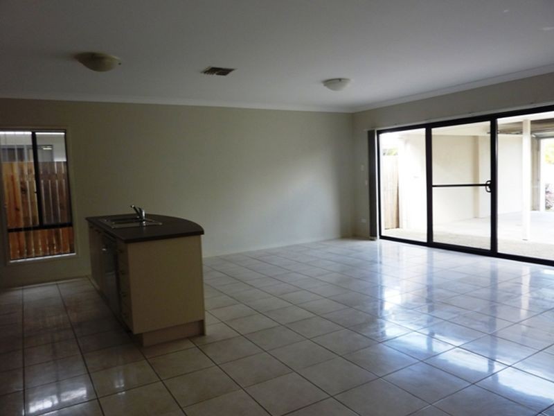 North Lakes QLD 4509