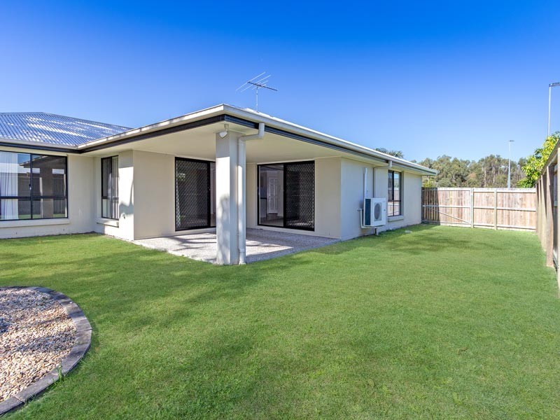 9 Echidna Place, Ningi QLD 4511