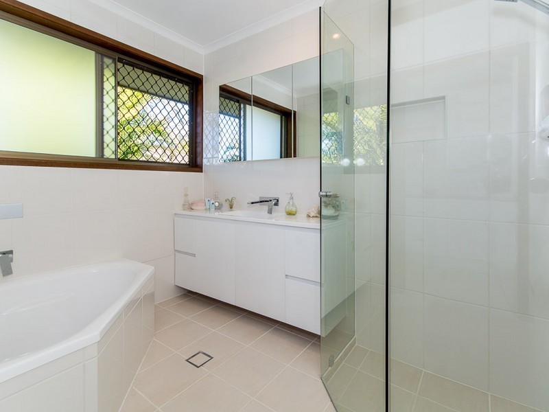 6 Parkland Crescent, Caboolture South QLD 4510