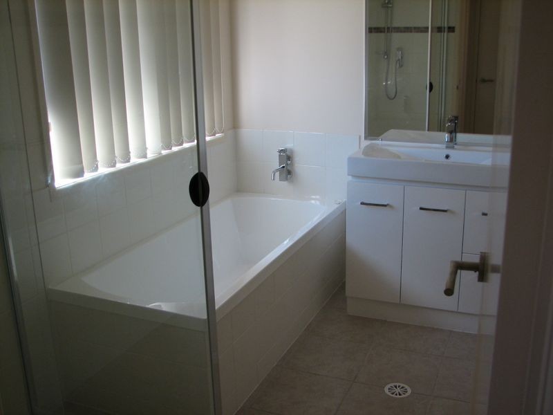 Unit 10/51 Silkyoak Drive, Morayfield QLD 4506
