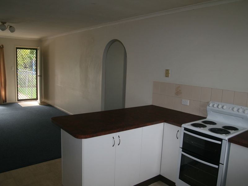 2/9 Bluebell Street, Caboolture QLD 4510