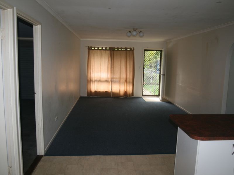 2/9 Bluebell Street, Caboolture QLD 4510