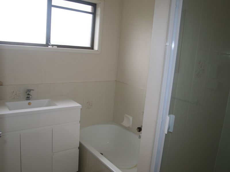 2/9 Bluebell Street, Caboolture QLD 4510