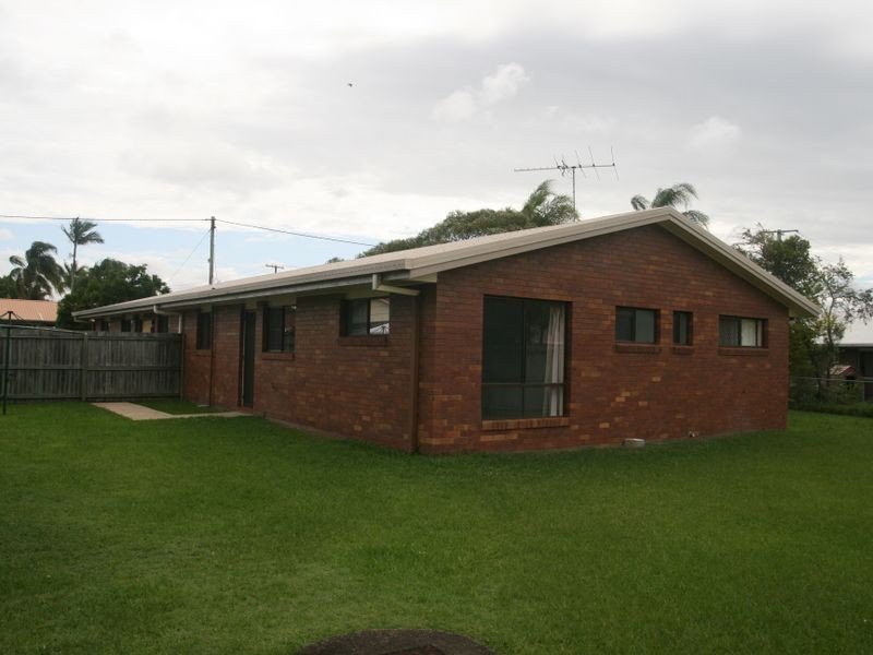 2/9 Bluebell Street, Caboolture QLD 4510
