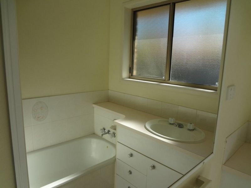 2/7 Kidman Court, Morayfield QLD 4506