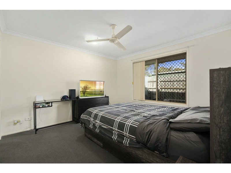 5 Bondi Court, Sandstone Point QLD 4511